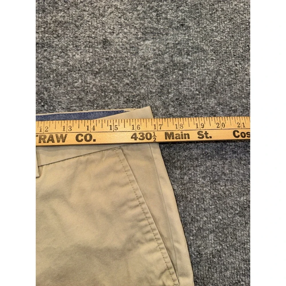 Banana Republic brand banana